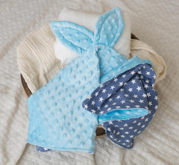 Hasentuch kuschelminky / Sterne 35.- Hasentuch kuschelminky / Sterne 35.-