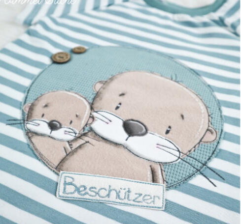 Button Otter Duo Button Otter Duo