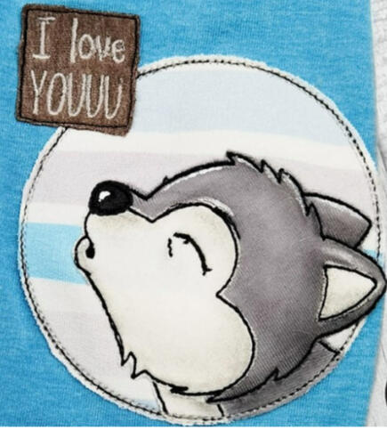Button Wolf 1 Button Wolf 1